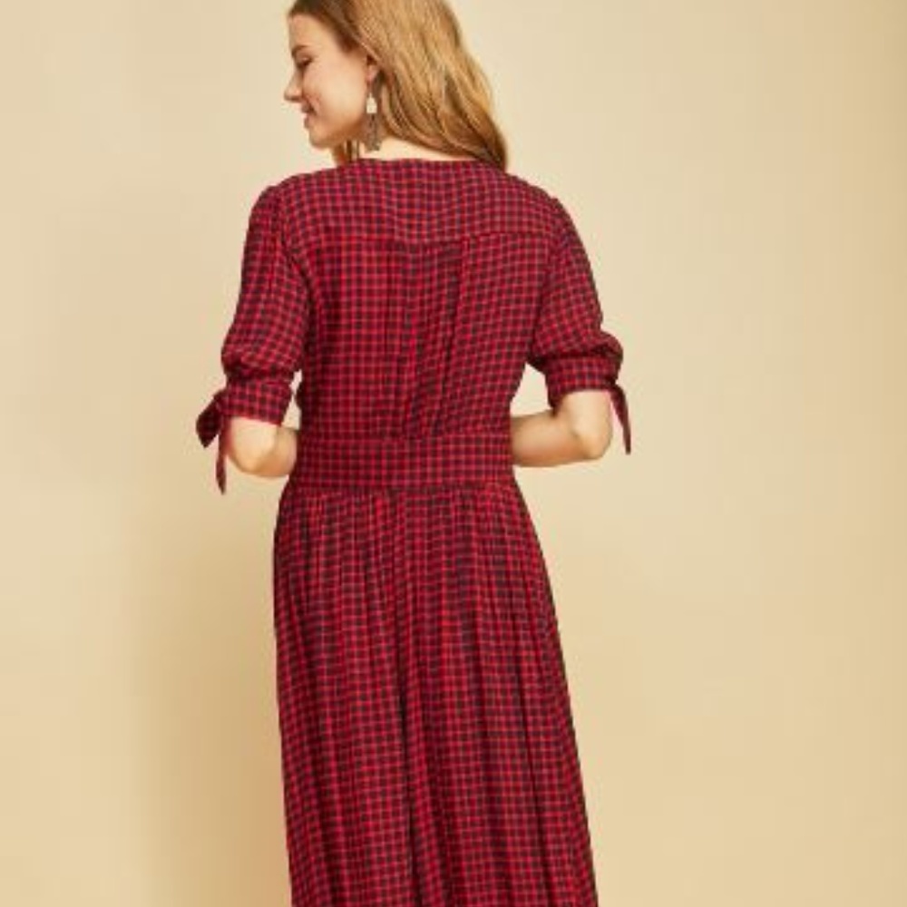 Plaid v-neck midi dress - Picture 7 of 8